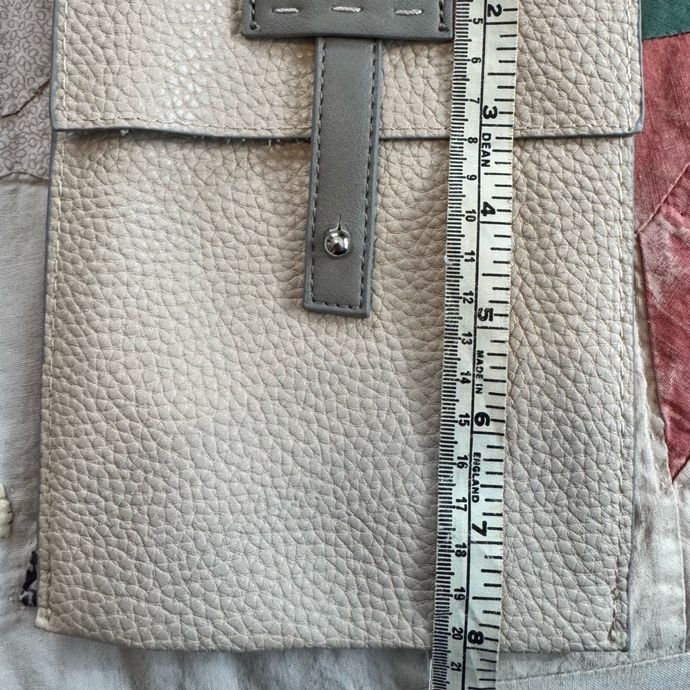 Small crossbody - Picture 6 of 8
